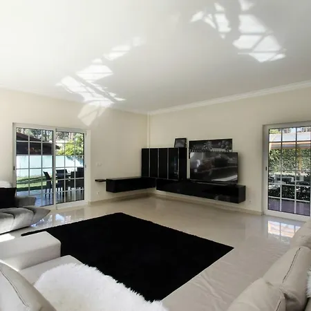 Herdade Da Aroeira And Swimming Pool Villa *